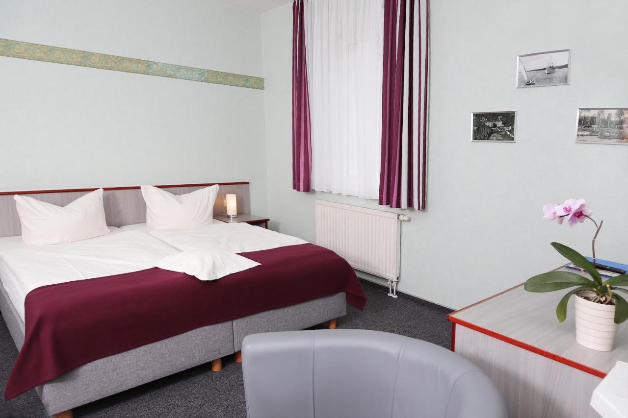 Hotel "Am Werl" Bad Saarow Eksteriør billede